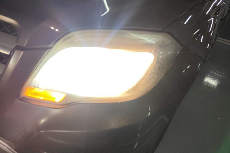 Used Mercedes-Benz GLK-Class 2014 GLK 260 4MATIC Dynamic Model Left Front Headlight