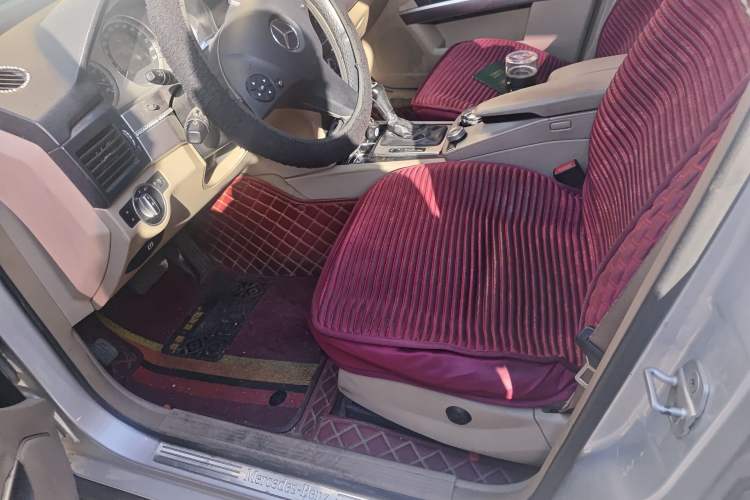 Used Mercedes-Benz GLK-Class 2011 GLK 300 4MATIC Fashion Model
