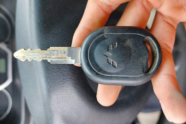 Used Wuling Hongguang 2010 1.2L Base Version China IV Standard Vehicle Key