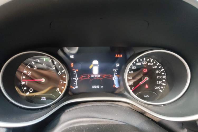 Used Jeep Compass 2019 220T Automatic Family Edition
