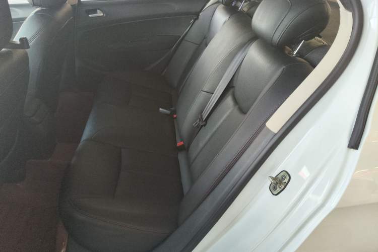 Used Peugeot 308 2014 Enjoy Edition Classic 1.6L Manual YouShang Model
