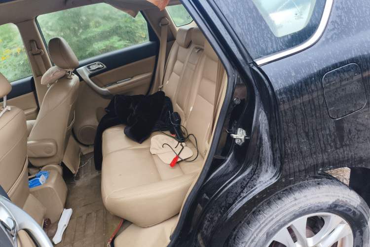 Used Haval H6 2012 2.4L Automatic Two-Wheel Drive Elite Version