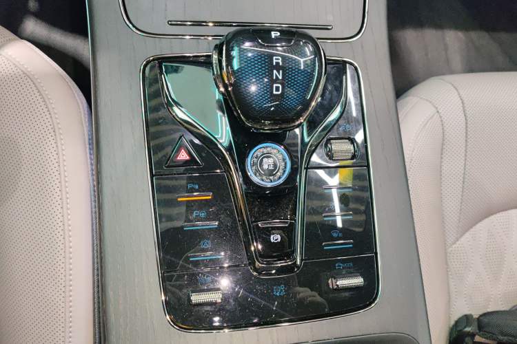 Used BYD Han 2025 EV with 701 km of Laser Radar-Enabled Intelligent Driving