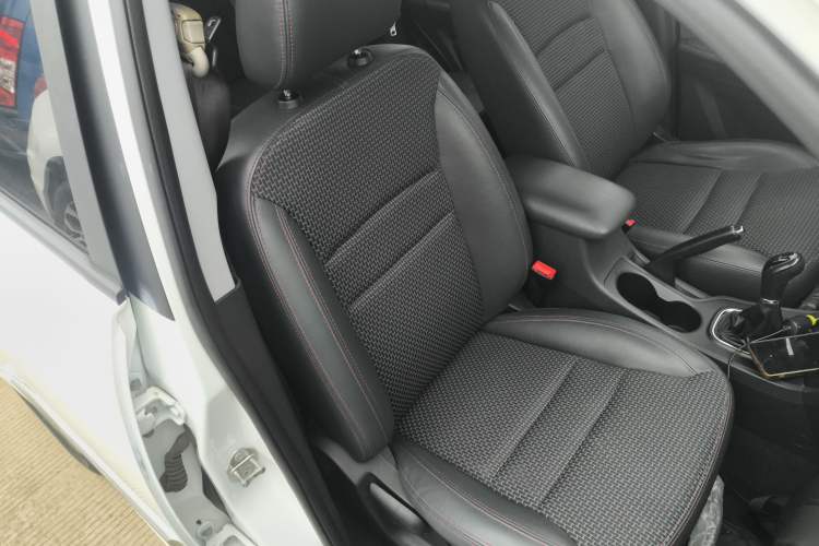 Used Chery Tiggo 3 2016 1.6L Manual ZhiShang Edition
