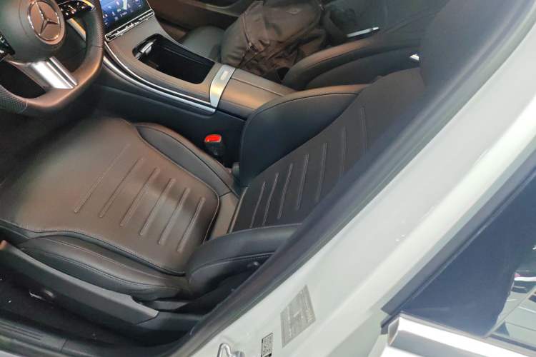 Used Mercedes-Benz C-Class 2023 Restyled C 260 L Sport Edition 4MATIC
