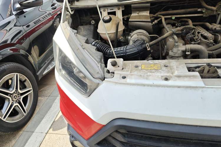 Used JMC Transit 2019 2.8T Commercial Version Short Wheelbase Mid-Roof 6-Seater China VI JX493
