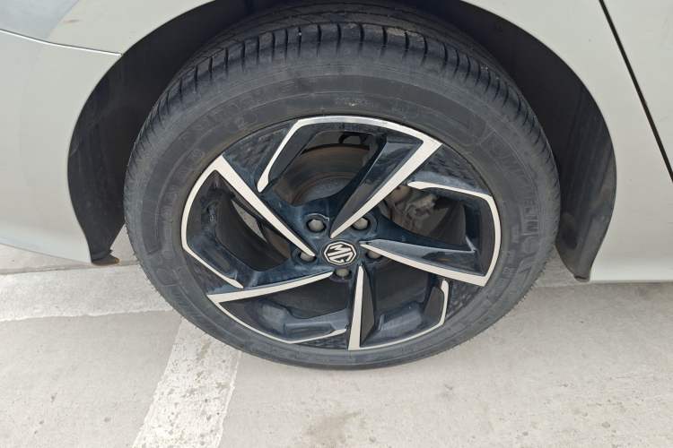 Used MG 5 2021 300TGI DCT Elegant Luxury Edition
