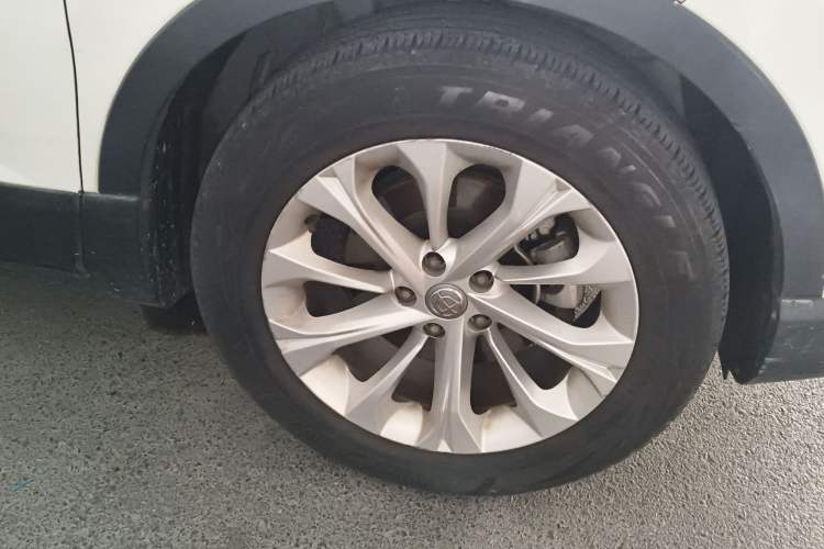 Used Brilliance V3 2016 1.5L Manual Smart Version
