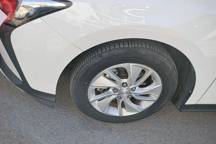 Used Buick Velite 6 2022 Plug-in Hybrid Connected Fashion Model
