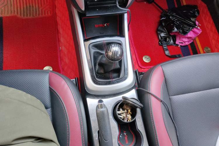 Used Changan Eado 2013 1.6L Manual ZhiKu Model China IV Standard
