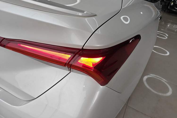 Used Toyota Avalon 2021 2.5L Luxury Edition