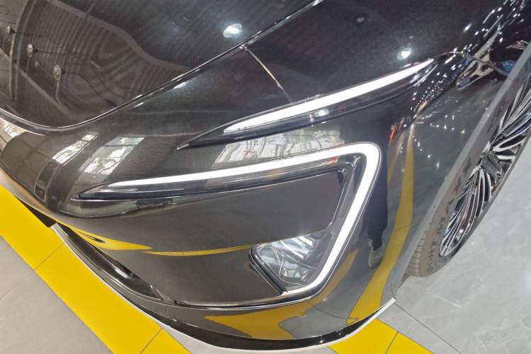 Used Avatr 12 2025 Year Updated Max All-Electric Version Left Front Headlight