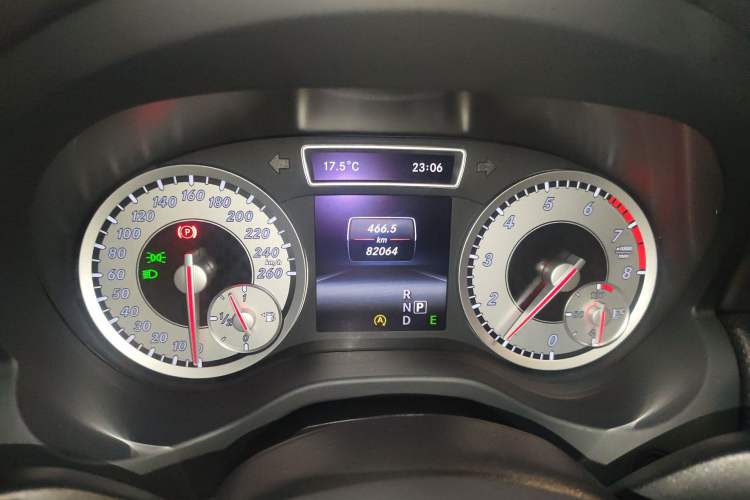 Used Mercedes-Benz A-Class 2015 A 200 Fashion Model Instrument Cluster