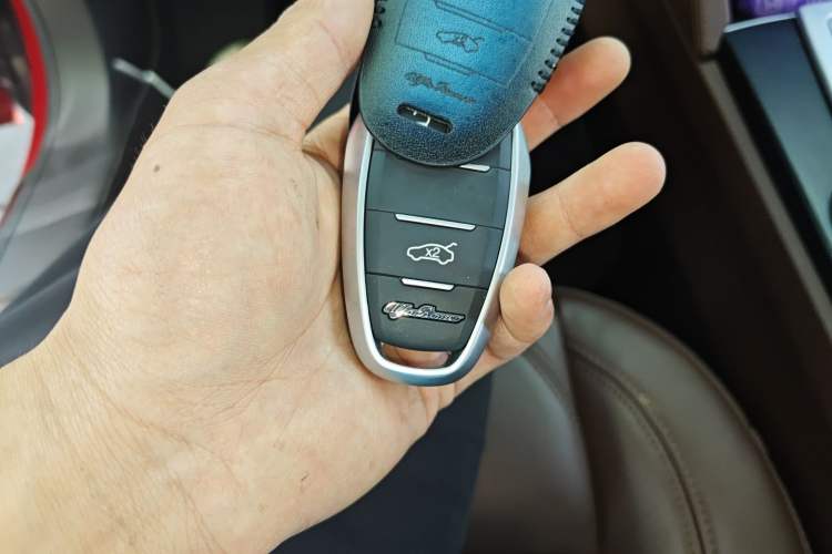 Used Alfa Romeo Stelvio 2017 2.0T 200HP Luxury Edition
