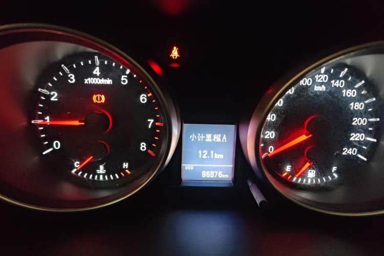 Used Haval H6 2015 Upgraded Model 1.5T Manual Two-Wheel Drive Elite Version Instrument Cluster