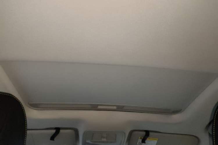 Used Roewe i5 2021 Revised Version 1.5L CVT Diamond Edition