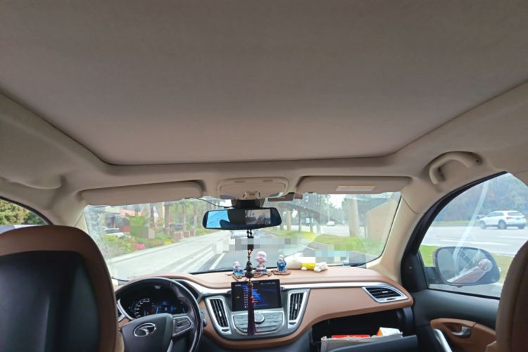 Used Soueast DX7 2015 1.5T Automatic Prestige Model Headliner