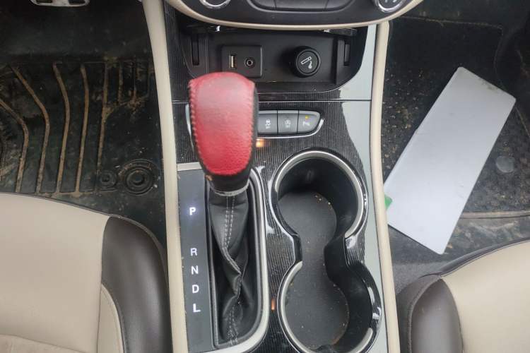 Used Buick Verano 2015 Sedan 15S Automatic Leading Model Gear Lever