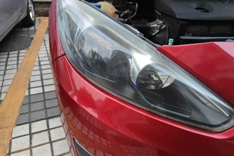 Used Peugeot 308 2014 Enjoy Edition Classic 1.6L Automatic Premium Model Right Front Headlight