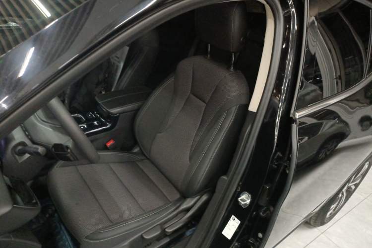 Used Buick Envision 2022 Encore S 552T Two-Wheel Drive Elite Model