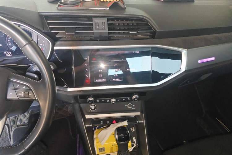 Used Audi Q3 2021 35 TFSI Fashion Dynamic Model