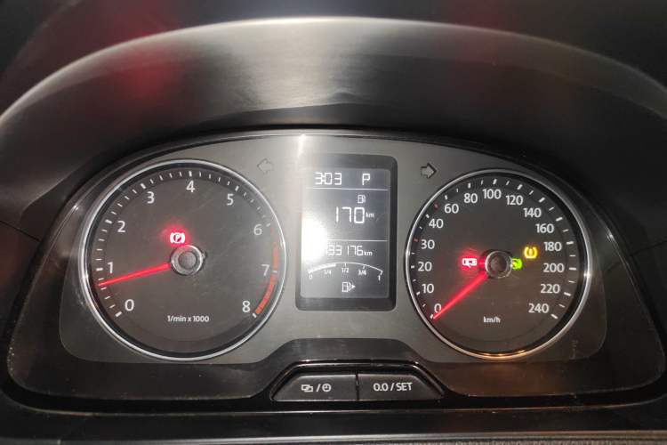 Used Volkswagen Gran Lavida 2013 1.4 TSI Automatic Comfort Model