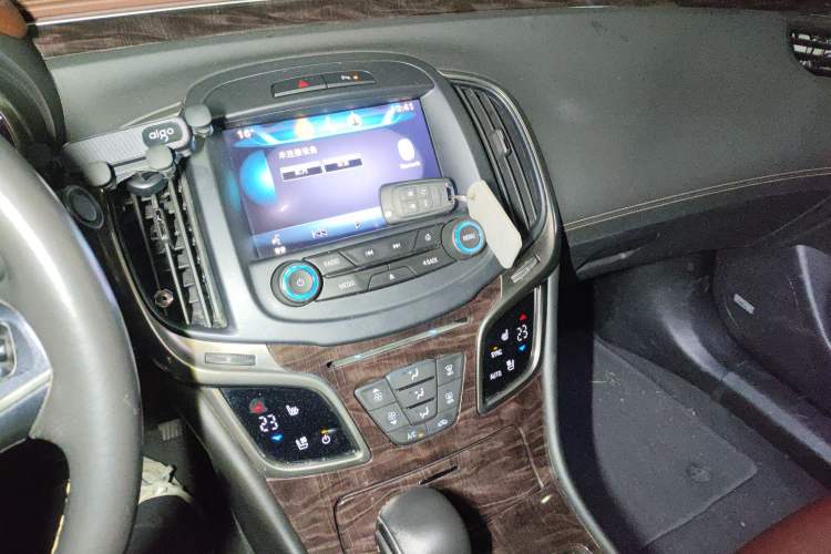 Used Buick LaCrosse 2013 2.4L SIDI Luxury Comfort Edition