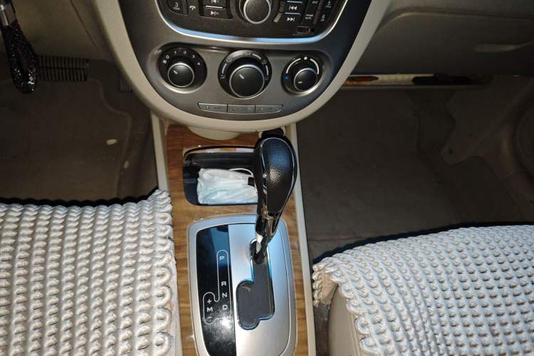 Used Buick Excelle 2015 1.5L Automatic Classic Model Gear Lever