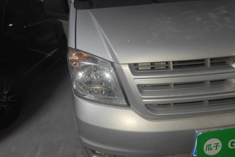 Used Dongfeng Xiaokang K05S 2016 1.2L Practical Version DK12-10 Right Front Headlight
