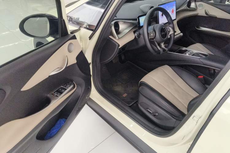 Used BYD Dolphin 2025 420km Fashion Edition
