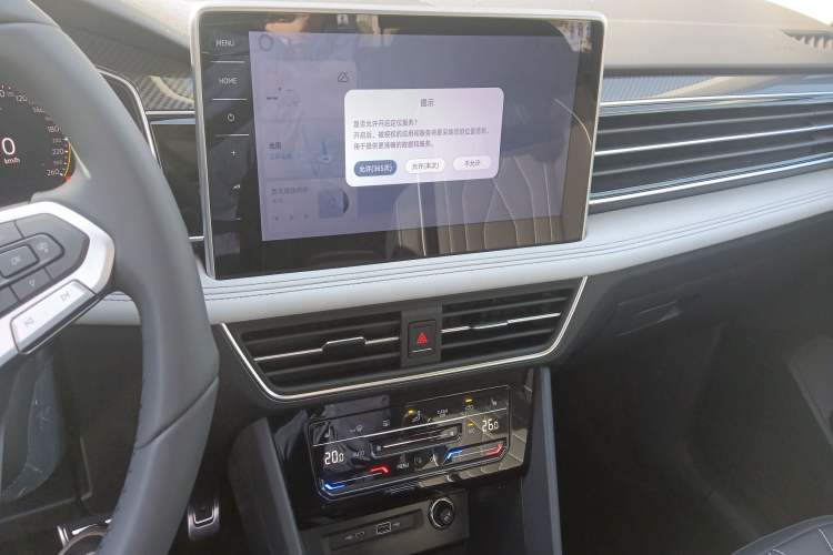 Used Volkswagen Tiguan L 2025 Model Outstanding Version 330TSI Automatic Two-Wheel Drive R-Line Longyao Edition