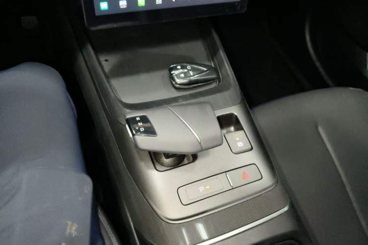 Used CHANGAN Eado 2025 Blue Whale 1.5T 500Bar Prestige Model
