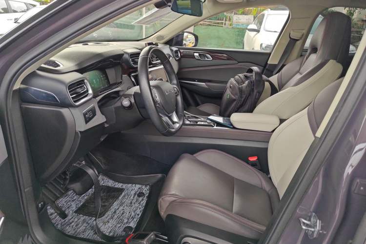 Used Lynk & Co 02 2020 High-Energy Edition 2.0T Automatic Two-Wheel Drive Shine Pro Edition
