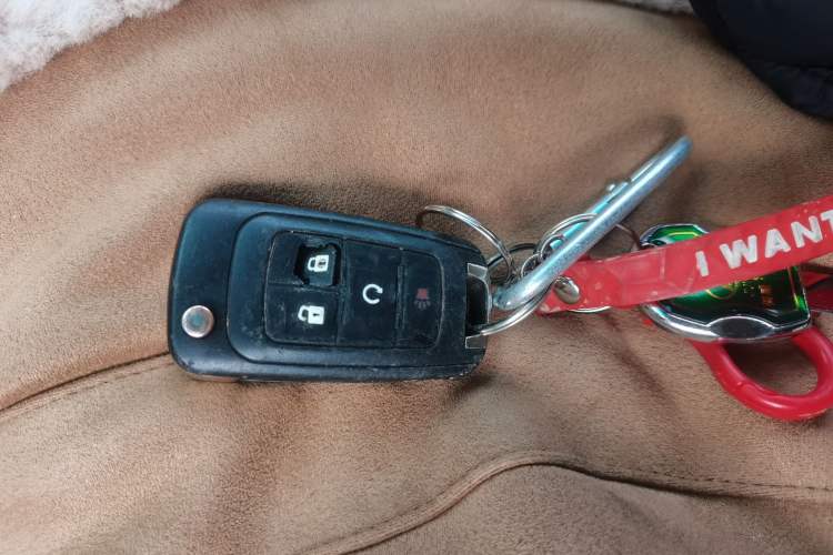 Used Buick GL8 2015 2.4L Luxury Business Premium Edition Vehicle Key