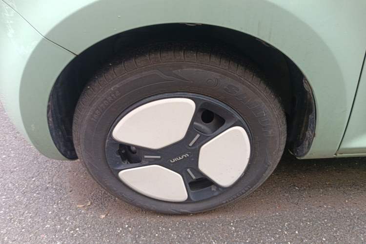 Used CHANGAN NEVO Lumin 2024 130km Qingyue Version Exterior 4