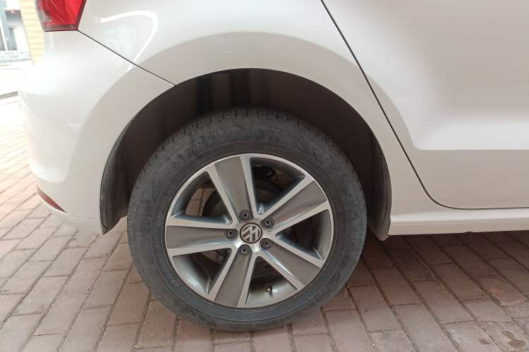 Used Volkswagen Polo 2018 1.5L Automatic Enjoyment Model Exterior 5