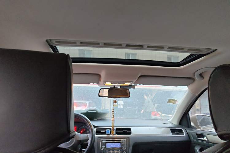 Used Volkswagen Santana 2013 1.6L Manual Comfort Edition Headliner