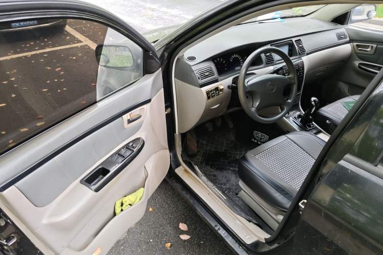 Used Geely Auto Vision 2012 1.5L DVVT Standard Edition