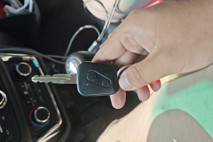 Used Jinbei Hiace X30 2019 1.5L Van Comfort Model China VI SWC15M Vehicle Key