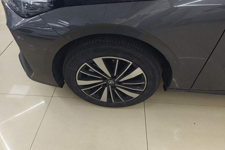 Used Changan Eado PHEV 2025 Smart New Blue Whale 145KM Battleship Edition