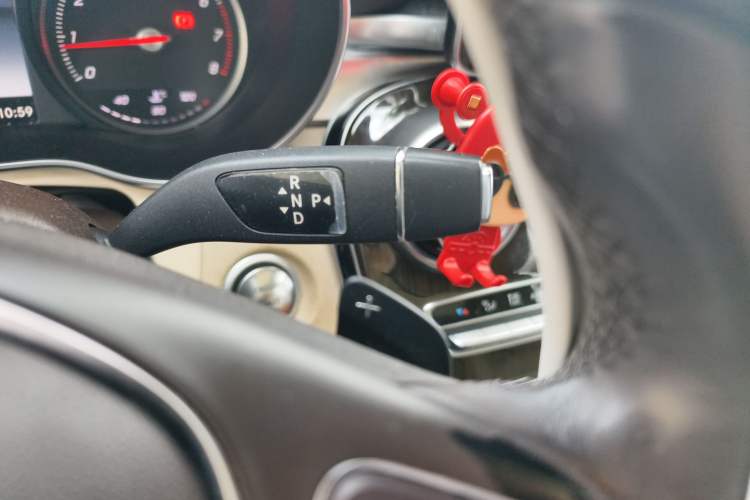 Used Mercedes-Benz GLC 2016 GLC 260 4MATIC Luxury Model
