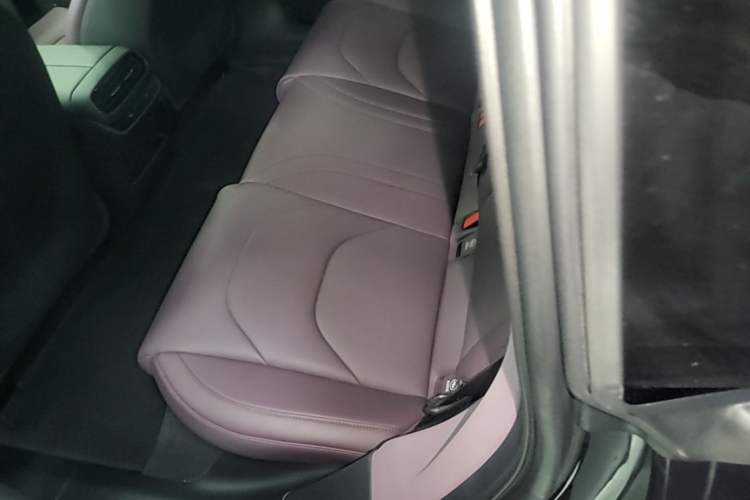 Used Xiaomi Auto SU7 2024 Rear-Drive Ultra-Long Range Advanced Pro-Level Intelligent Driving Version