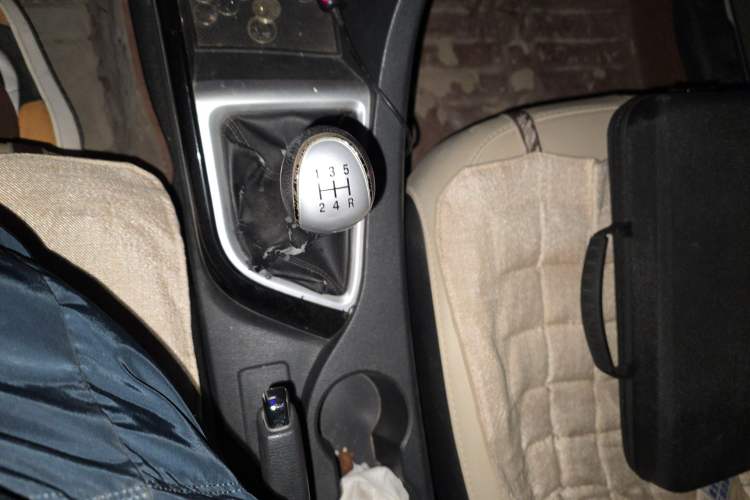 Used CHANGAN Alsvin V7 2015 1.6L Manual Enjoyment Model China IV Standard