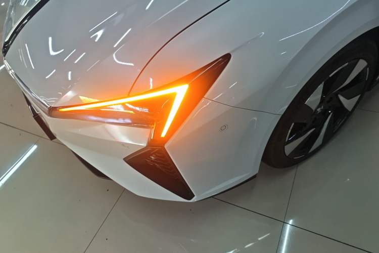 Used Lingxi L 2024 Player No. 1 Edition Left Front Headlight