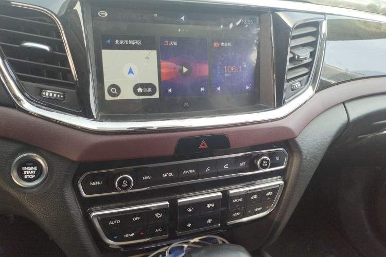 Used GAC Trumpchi GS8 2017 320T Two-Wheel Drive Luxury Smart Connectivity Version (7 Seats)
