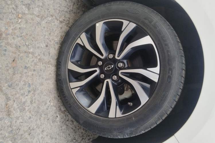 Used Chevrolet Monza 2019 RS 330T Automatic Comfort Edition China VI Standard