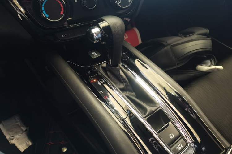 Used Honda Vezel 2020 1.5L CVT Pioneer Edition