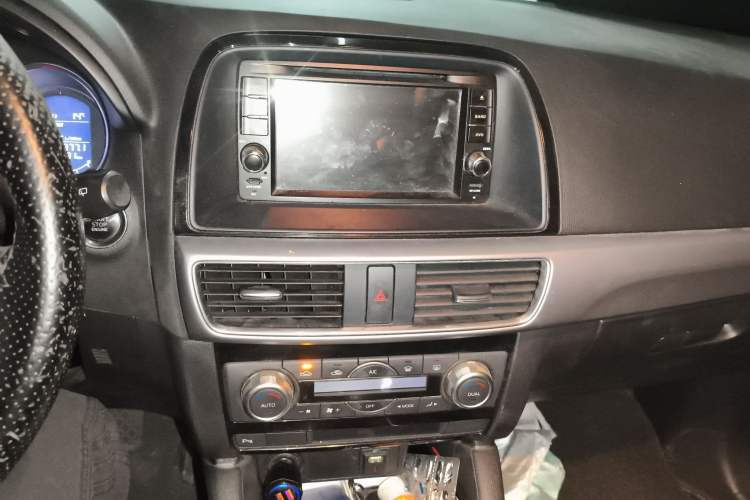 Used Mazda CX-5 2015 2.0L Automatic Two-Wheel Drive Urban Version
