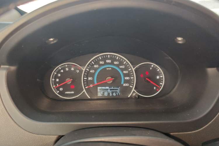 Used Wuling Rongguang V 2016 1.5L Standard Version