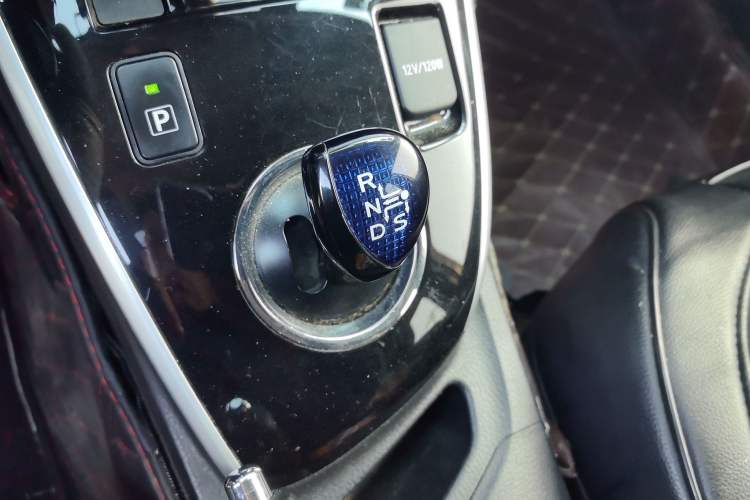 Used Toyota Corolla 2017 Revised Dual-Engine 1.8L E-CVT Elite Edition
